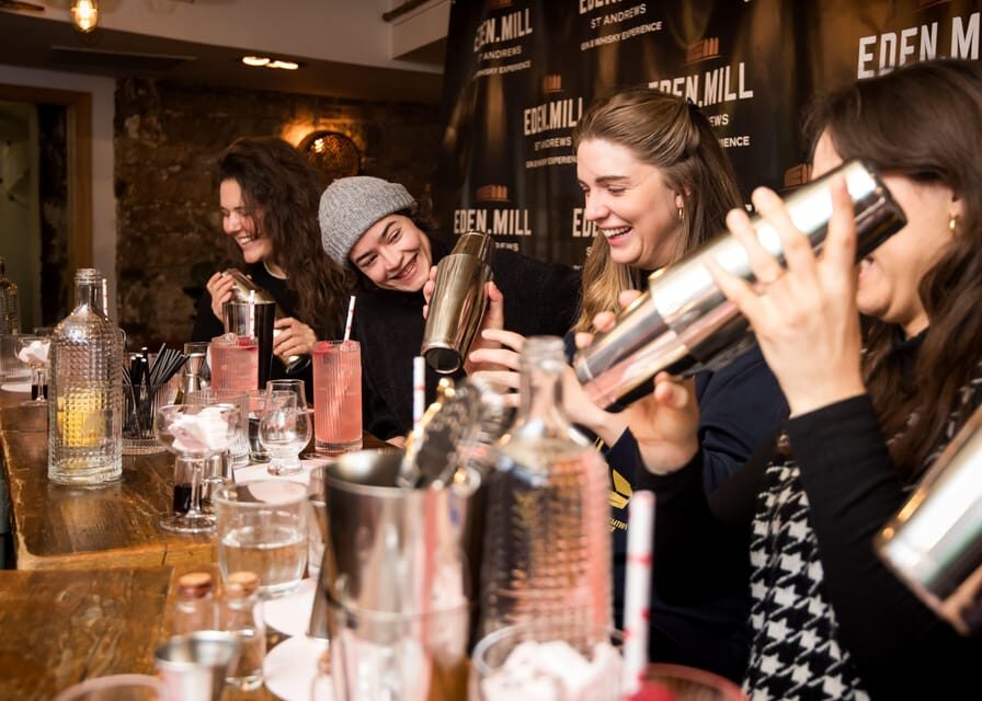 Edinburgh: Love Gin Cocktail Masterclass - Who this Edinburgh gin masterclass suits best