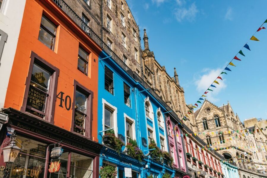 Edinburgh: Old Town History and Tales Walking Tour - Grassmarket: A Short Walk to the Edge of the City’s Tough Reputation