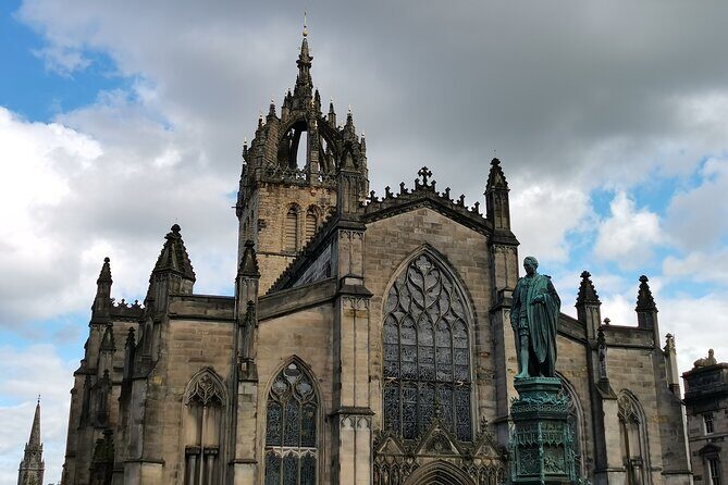 Edinburgh Old Town Private Self-Guided Tour - The Hub: a church you can spot from all around