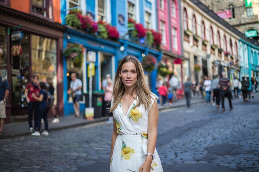 Edinburgh Old Town: Professional Photoshoot & Edited Photos - What Happens During the 75-Minute Old Town Photo Stop