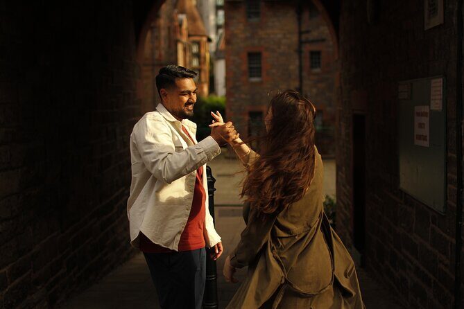 Edinburgh Photo Shoot - capture your memories ! - Optional switch: Circus Lane and Dean Village by the Water of Leith