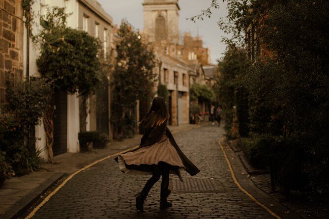 Edinburgh Photo Shoot - capture your memories ! - Posing help that doesn’t feel awkward