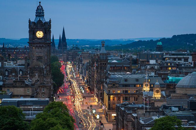 Edinburgh Photography Masterclass - Private Photography Lesson - Golden Hour to Night Lights: Learn How Light Changes Everything