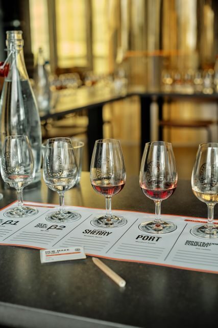 Edinburgh: Port of Leith Distillery Tour & Tasting - Guide quality matters: what you can expect from the tour leaders