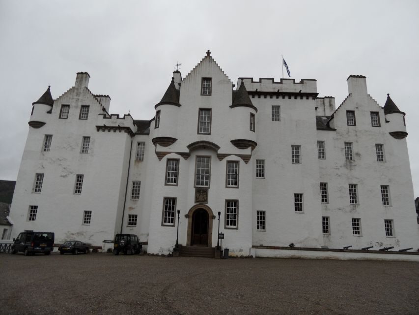 Edinburgh: Private Guided Walking Tour - What You’ll Notice More When You Have a Guide