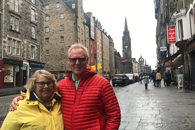 Edinburgh Private Tour with a Local - Highlights & Hidden Gems - Starting in New Town: Broad Streets, Big Views, and Art-Friendly Stops