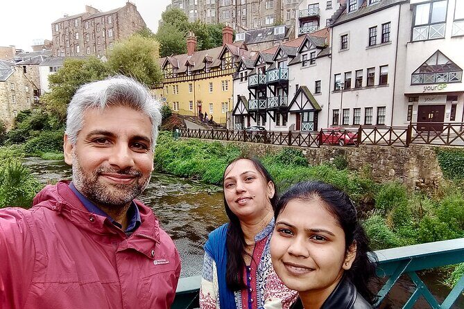 Edinburgh Private Tour with a Local - Highlights & Hidden Gems - Down the Royal Mile: Monarchs, Merchants, and Close-to-the-Street History