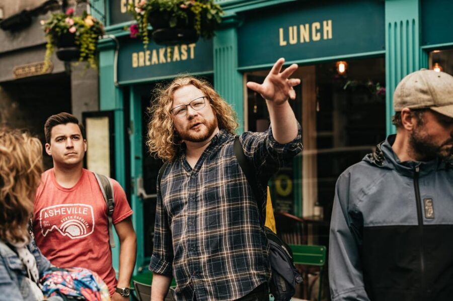Edinburgh: Pubs and History Guided Walking Tour with Beer - Why This Edinburgh Beer Tour Feels Different (and Worth Your Time)