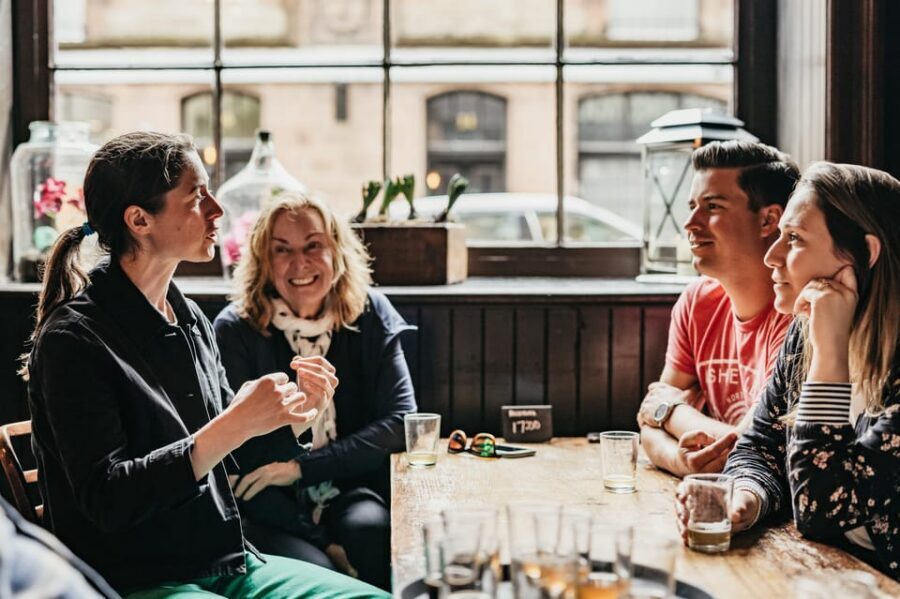 Edinburgh: Pubs and History Guided Walking Tour with Beer - Quick Hits Before You Go