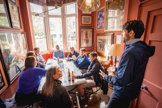 Edinburgh: Pubs & History Walking Tour with Beer Tasting - Meeting at St Giles’ and How the 2-Hour Pacing Feels