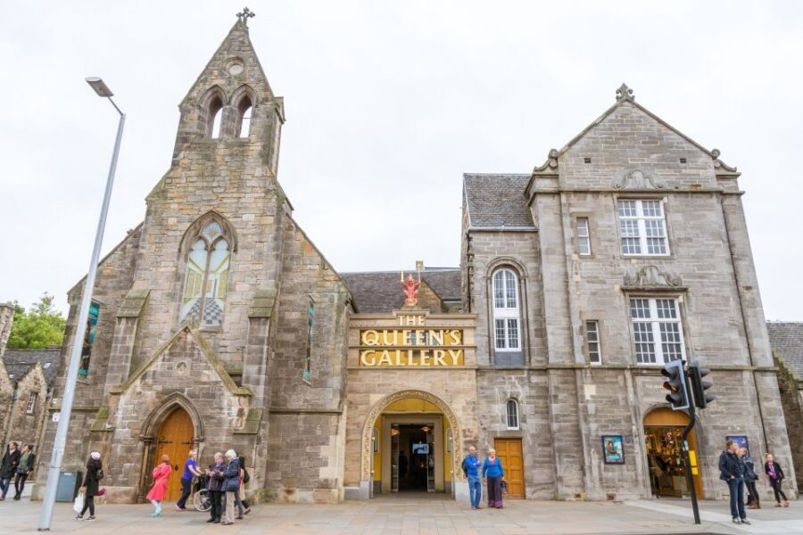 Edinburgh: Royal Attractions with Hop-On Hop-Off Bus Tours - Price and Value: Why $102 Might Be a Smart Move
