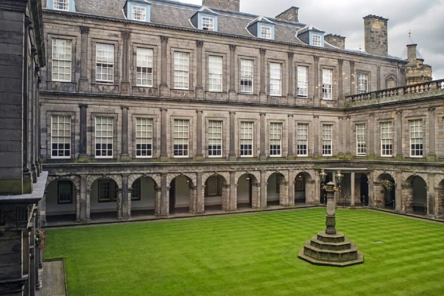 Edinburgh Shore Excursion: City Tour & Royal Yacht Britannia - Holyrood Palace and the Royal Mile’s backstory