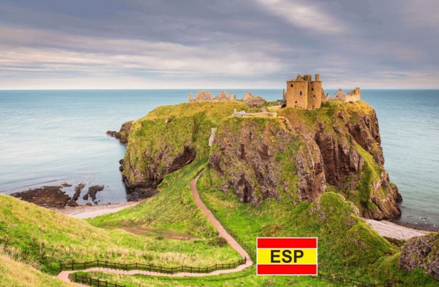 Edinburgh: St Andrews, Dunnottar Castle & Falkland Tour - St Andrews in guided history and your own wandering time