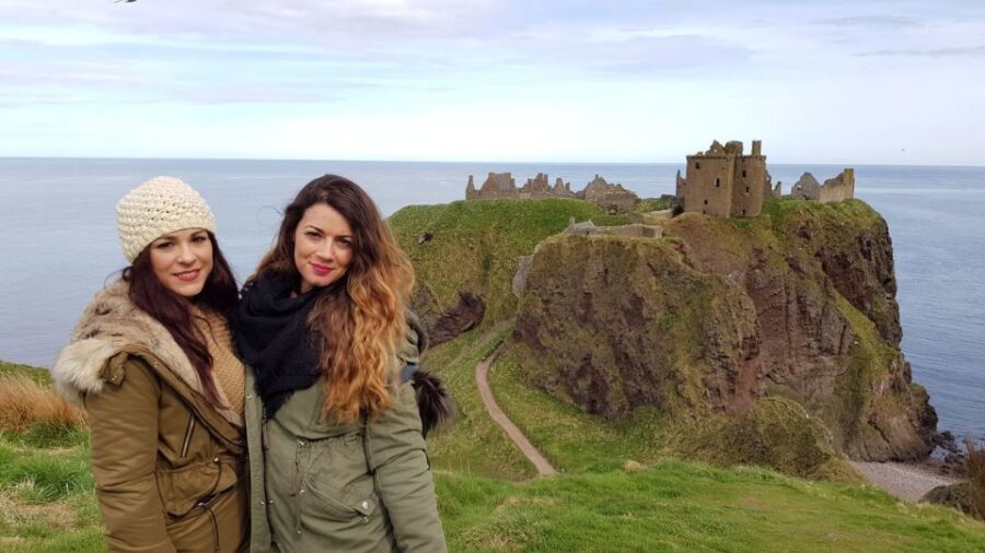 Edinburgh: St Andrews, Dunnottar Castle & Falkland Tour - Dunnottar Castle on North Sea cliffs: the walk and the payoff