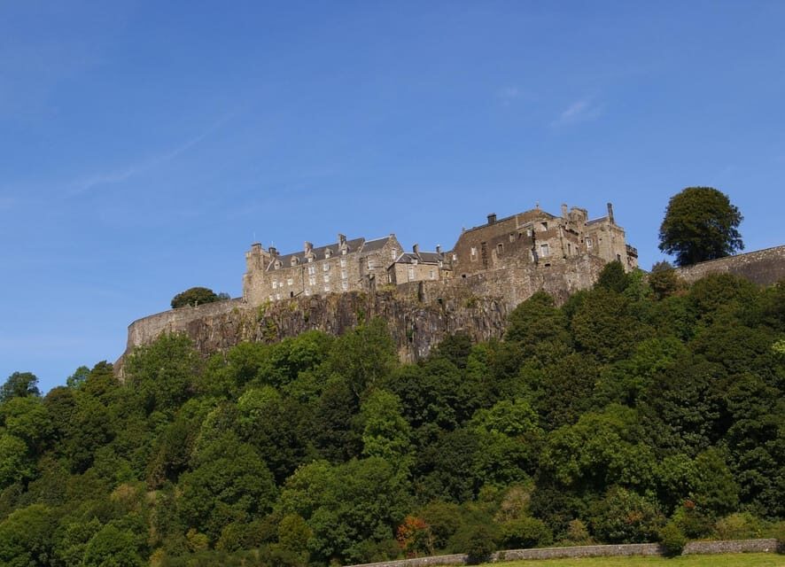 Edinburgh: Stirling Castle, Kelpies, Whisky & Highlands Tour - The Kelpies in Falkirk: almost 100 feet of myth