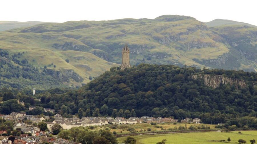 Edinburgh: Stirling, Whisky and St Andrews Tour in Spanish - Who this tour fits best (and who should think twice)