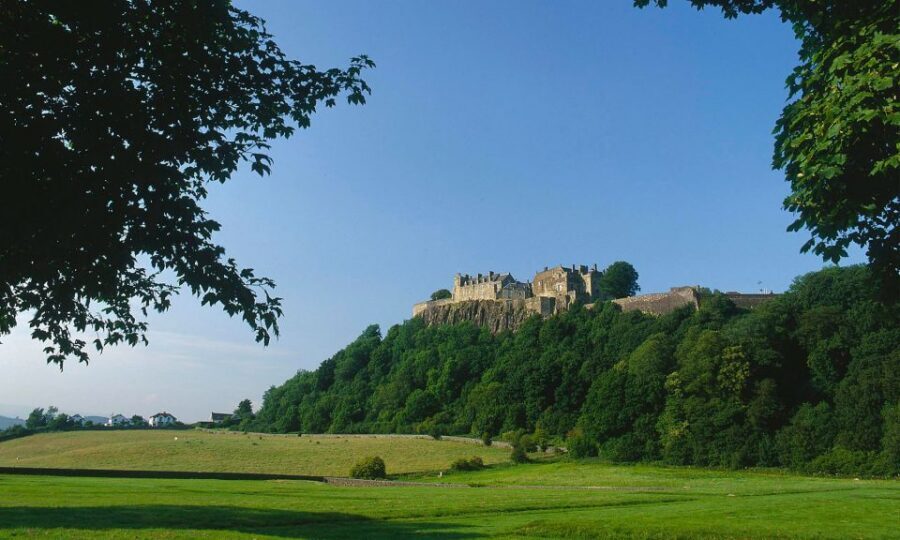 Edinburgh: Stirling, Whisky & St Andrews Tour in Italian - Key things to know before you go