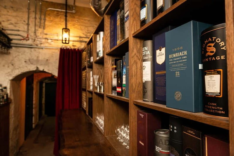Edinburgh: The Lost Close Underground Scotch Whiskey Tasting - Who should book this Scotch whiskey tasting?