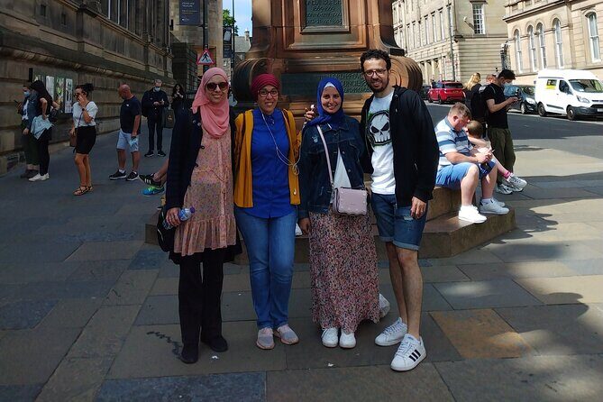 Edinburgh: The People's Story - Private Walking Tour - Stop-by-stop: Old Town stories that set your bearings