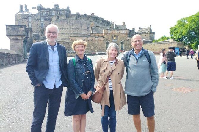 Edinburgh: The People's Story - Private Walking Tour - Mercat Cross and the unicorn: markets, announcements, and symbolism