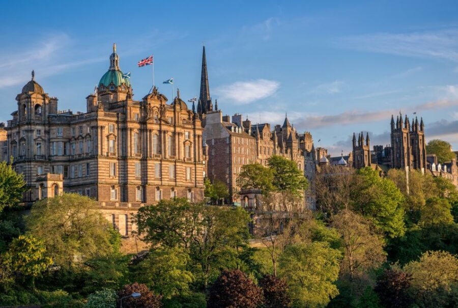 Edinburgh: The Royal City Tour from London - Key things to know before you go
