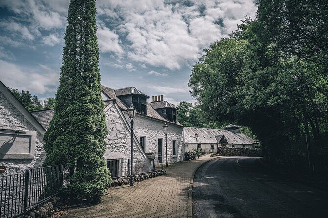 Edinburgh: The Ultimate Whisky Experience Tour - South Queensferry bridges: a quick Scotland win
