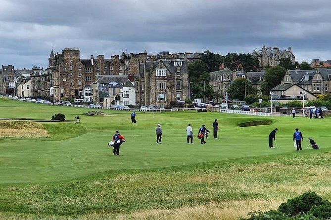 Edinburgh to St Andrews private driving tour - University of St Andrews stroll for royal student history