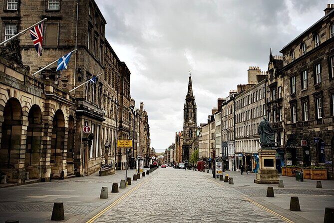 Edinburgh Unveiled: Luxury Private Driving Tour of Edinburgh - Stop 5: Royal Botanic Garden Edinburgh for a calm break