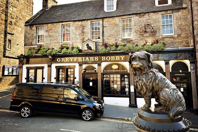 Edinburgh Unveiled: Luxury Private Driving Tour of Edinburgh - Stop 1: Edinburgh Old Town, Royal Mile vibes and cobbled lanes
