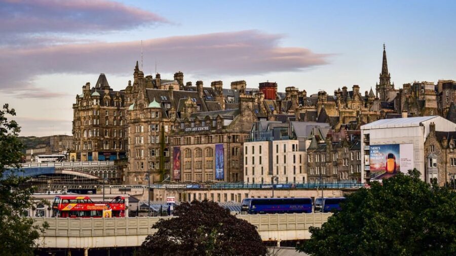Edinburgh Walking Tour with a Local - How the 1 to 6 Hour Length Fits Your Day