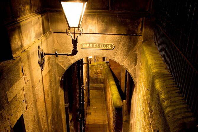 Edinburgh: Witches & Haunted History Walking Tour - Royal Mile start at Caffè Nero: where the tour really begins