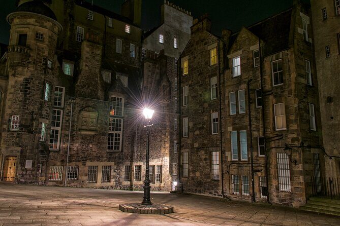 Edinburgh: Witches & Haunted History Walking Tour - Lady Stair’s Close: where the narrow streets shape the mood