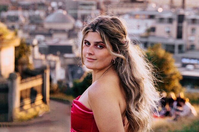 Elegant Professional Private Photoshoot Tour in Edinburgh - Water of Leith, St Bernard’s Well, and Circus Lane in one elegant hour