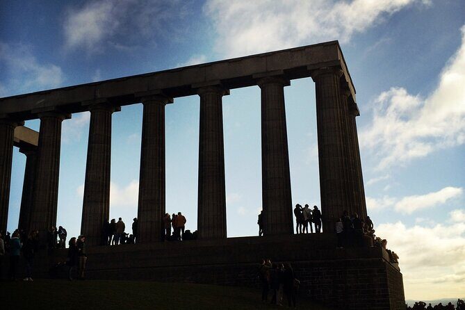 Enchanting Edinburgh: Half-Day Walking Tour with Local Guide - Charlotte Square: New Town grandeur plus garden time