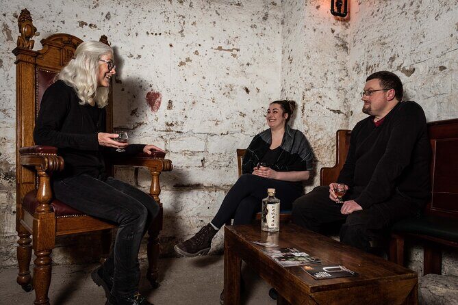 Evolution of Gin and Underground Gin Tasting in Edinburgh | 1hr - Should you book Evolution of Gin in The Lost Close?