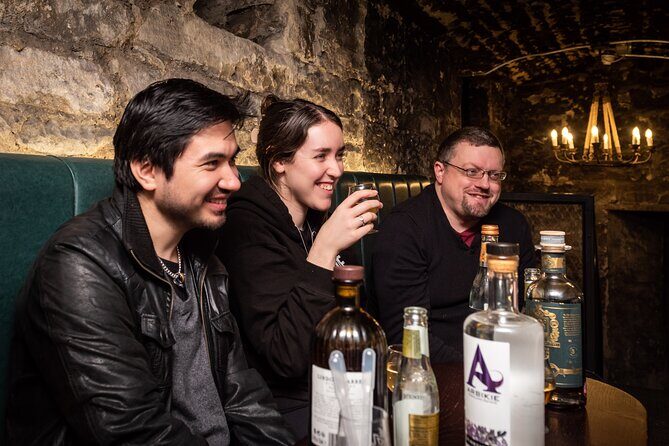 Evolution of Gin and Underground Gin Tasting in Edinburgh | 1hr - What the 1-hour pacing feels like (and how to enjoy it)