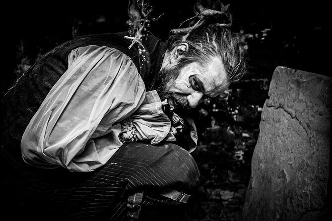 Extreme Paranormal Underground Ghost Tour in Edinburgh - What to Wear and Bring (So You Can Actually Enjoy the Vaults)