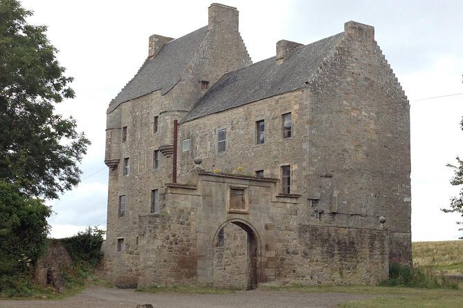 Five Outlander locations , Outlander film locations tour - The Real Bonus: A Guide With a Story (Not Just a Map)