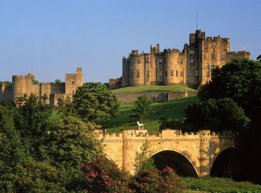 From Edinburg: Viking Coast & Alnwick Castle Day Tour - Who should book this tour, and who should think twice