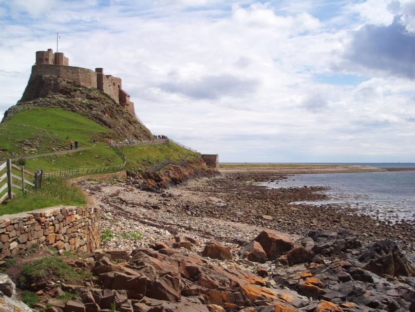 From Edinburg: Viking Coast & Alnwick Castle Day Tour - Should you book the Viking Coast & Alnwick Castle day tour?