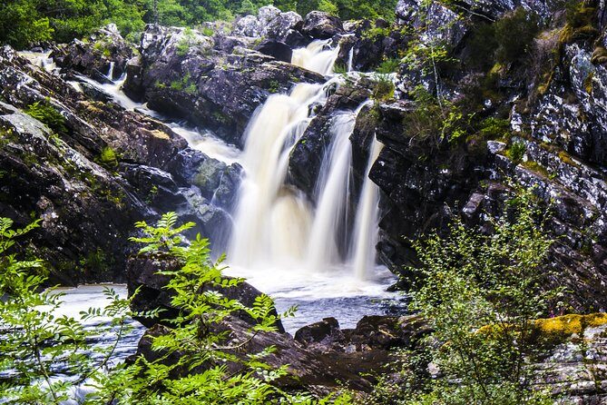 From Edinburgh: 5-Day Isle of Skye, Oban, & Highlands Tour - Quiraing, Old Man of Storr, Kilt Rock: a full-on Trotternish day