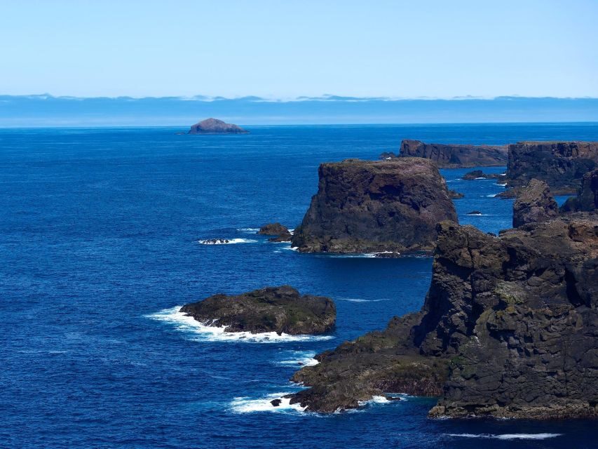 From Edinburgh: 6-Day Shetland & Nothernmost Explorer - Day 1: Edinburgh, the Forth Bridge, then overnight to Aberdeen