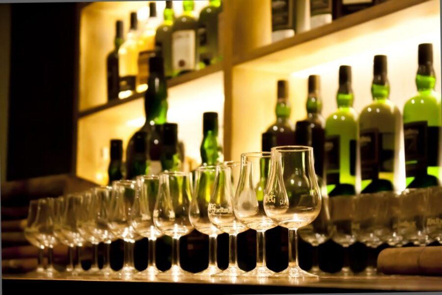 From Edinburgh: Islay and The Whisky Coast 4-Day Tour - From Edinburgh to Islay: why this trip works