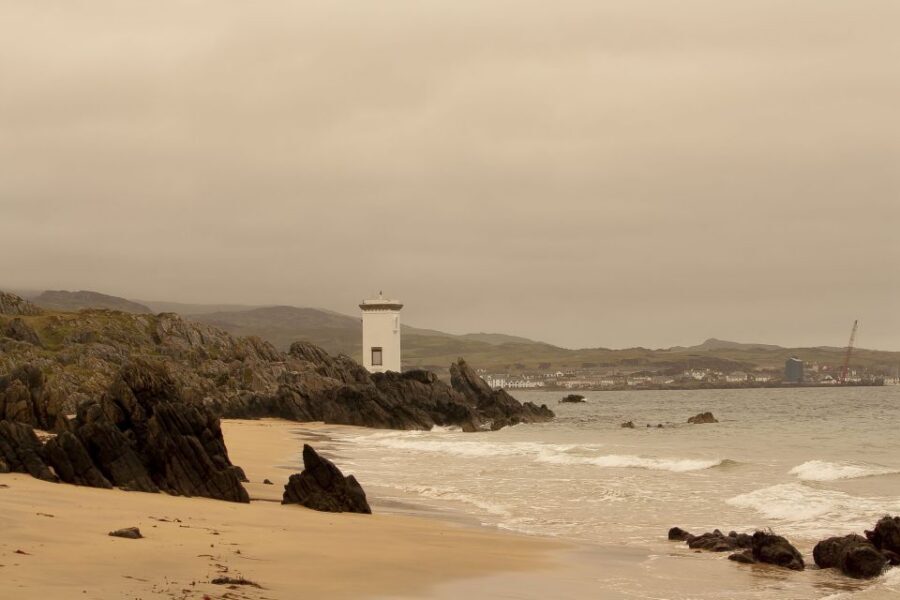 From Edinburgh: Islay and The Whisky Coast 4-Day Tour - Inveraray and Loch Lomond: your mainland return with big views