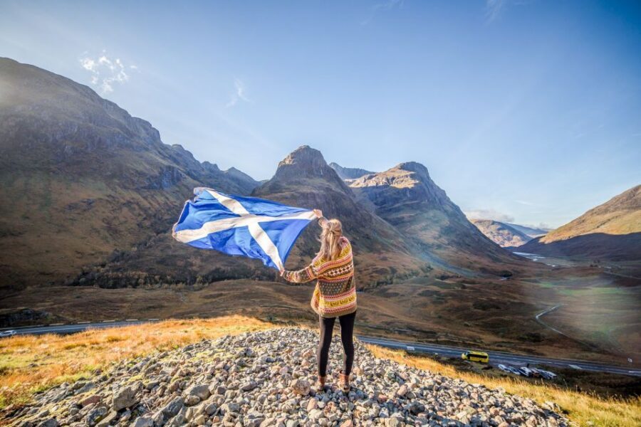 From Edinburgh: Isle of Skye & The Highlands 3-Day Tour - From Edinburgh out to the Highlands: bridges, Macbeth county, and Dunkeld
