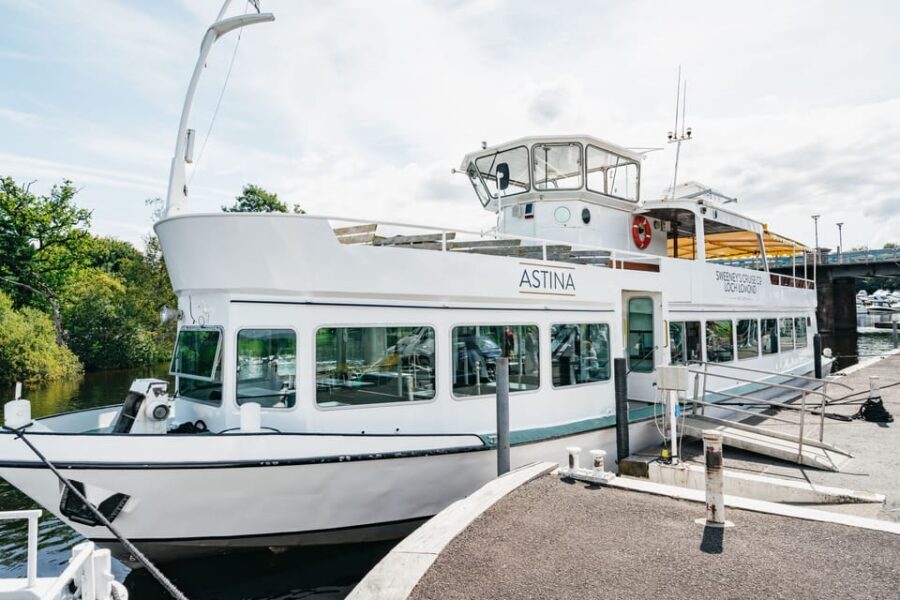 From Edinburgh: Loch Lomond, Stirling Castle & Kelpies Tour - Aberfoyle lunch and the Callander corridor: a good rhythm break