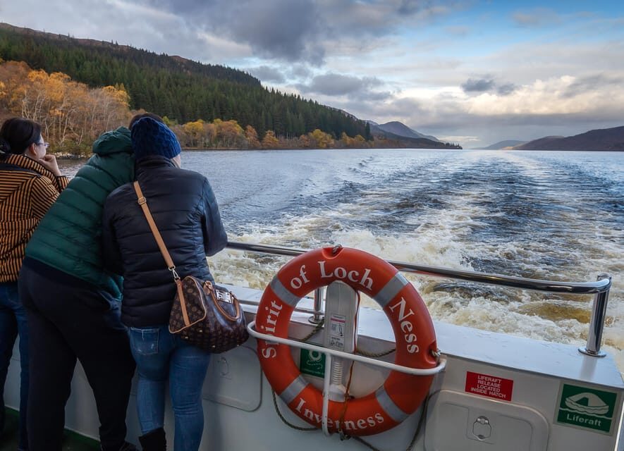 From Edinburgh: Loch Ness, Glencoe & Scottish Highlands Tour - Morning logistics from Burns Monument and how to make it feel shorter