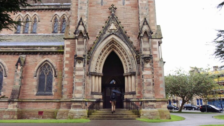 From Edinburgh: Loch Ness & Inverness Tour in Spanish - Culloden Battlefield: The History Stop You’ll Remember