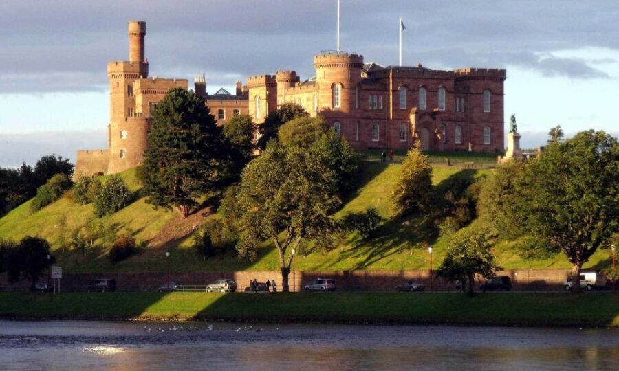 From Edinburgh: Loch Ness & Inverness Tour in Spanish - Getting Started in Edinburgh: Where to Meet and What to Expect