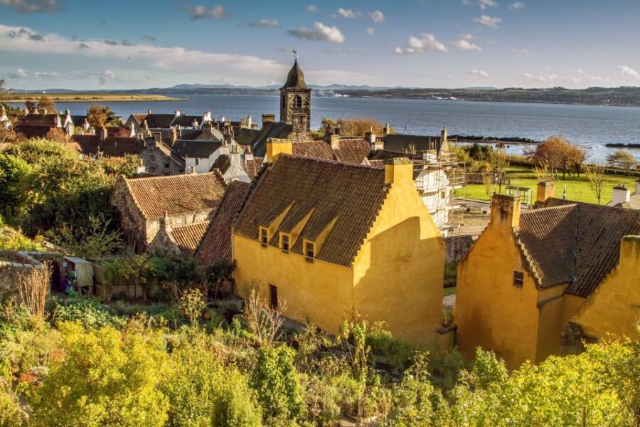 From Edinburgh: Outlander, Palaces, and Jacobites Day Trip - Getting from Castle Terrace without losing the day